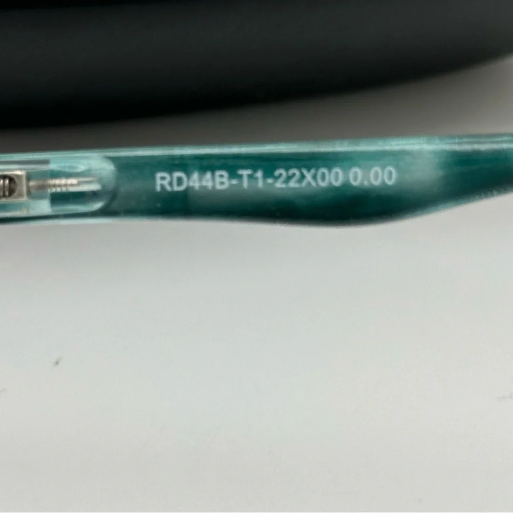 RAE DUNN Green Frames Read More Reading Glasses RD44B-T122X00. 0.00